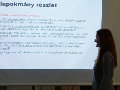 "Hidak vagy falak? - a békéhez vezető út" – 1. kép