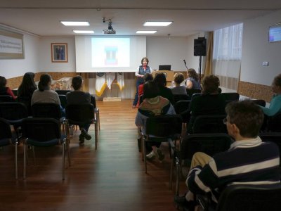 "Adj Esélyt A Szeretetnek" előadás – 2. kép