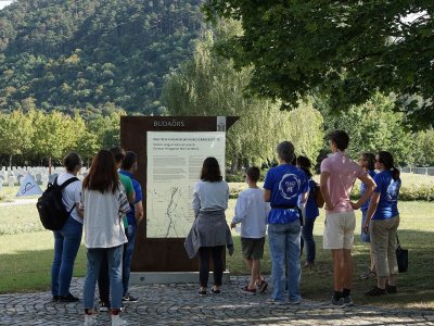 "Peace Road" imádság a budaörsi német-magyar katonai temetőben – 5. kép